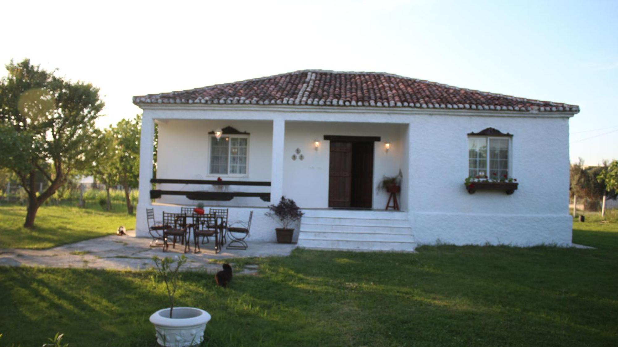 "Per Mik" Cottage In Vineyard Shkodër エクステリア 写真