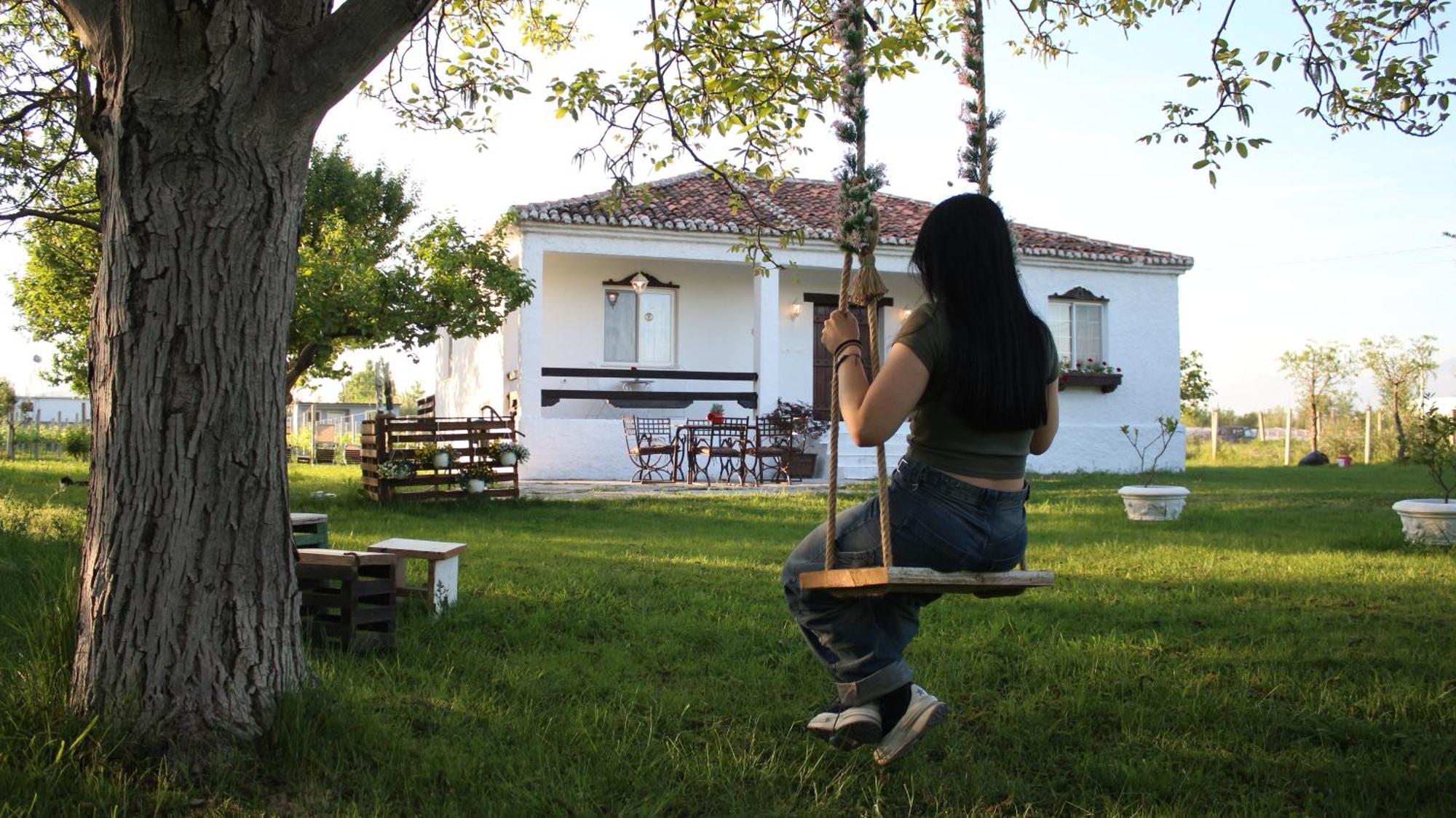 "Per Mik" Cottage In Vineyard Shkodër エクステリア 写真
